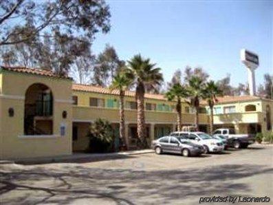 Motel 6 Lake Elsinore, Ca Luaran gambar